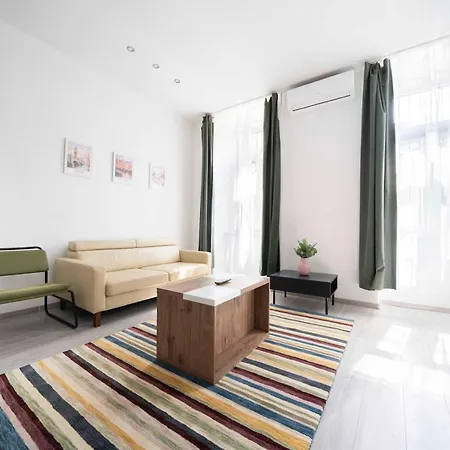 Canvas 2 Bedrooms K13 *