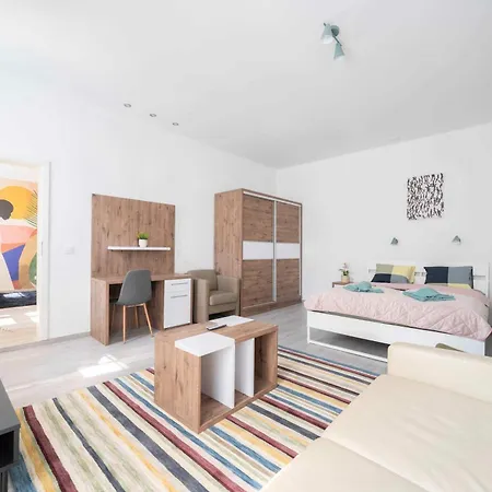 Апартаменты Canvas 2 Bedrooms K13 *