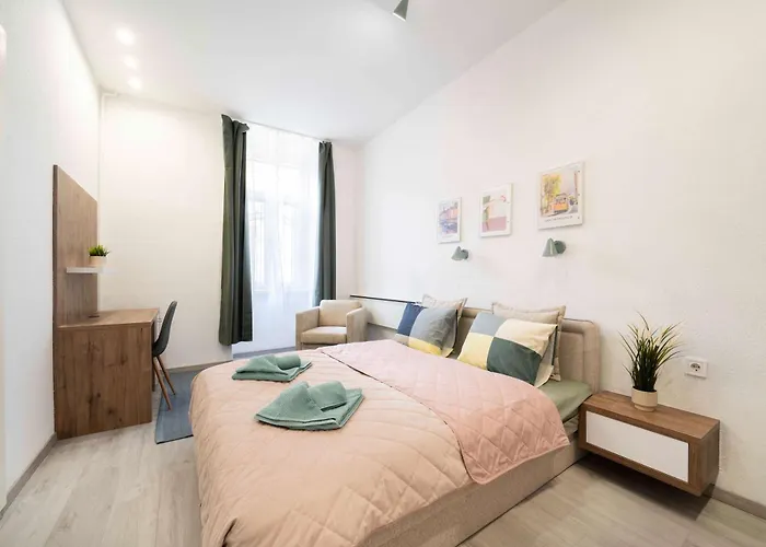 Canvas 2 Bedrooms K13 דירה בודפשט